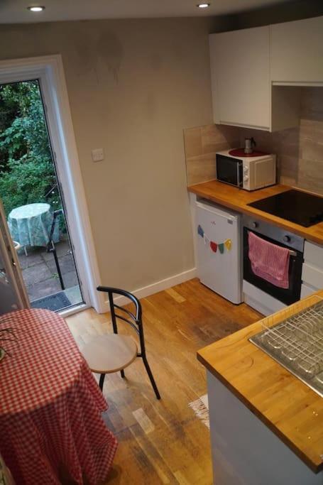 Cosy 1 Bedroom With Garden 2 Min From Seafront Brighton Exterior foto